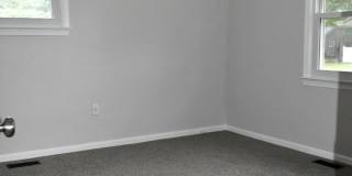 Remodeled 3 Bedroom Ranch Gallery 23