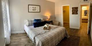 Stoneview Gallery 15