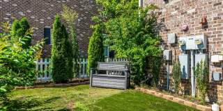 Modern & Spacious 2BR Townhouse in Myrtle Beach Gallery 3