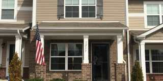 Townhome in Villages of Riverwood, Upgrades include Granite, Hdwd Floors, 1 Car Garage, Community Pool and Fitness Townhome in Villages of Riverwood, Upgrades include Granite, Hdwd Floors, 1 Car Garage, Community Pool and Fitness Gallery 1