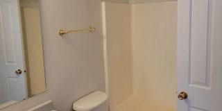 Pet Friendly 3 Bedroom 2 Bathroom Duplex Gallery 39