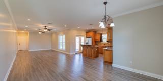 805 Royal St Gallery 4