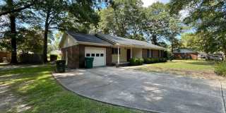 Crowndale Subdivision- 3 Bedroom/2 Bath home close to SHAW AFB Gallery 1