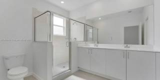 2558 SE 27th Dr Gallery 12