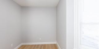 628 East 6th St. Gallery 9