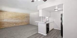 Premier Gardens Apt. Gallery 29