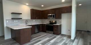 3-Bedroom 2.5-Bathroom Townhouse in Friendly Neighborhood Gallery 1