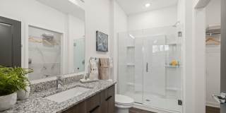 Terrassa Gallery 107