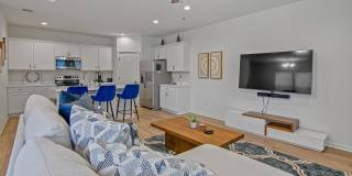 5618 Cottage Lake Dr Gallery 3