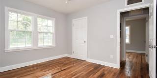 1028 NE 3RD AVENUE Gallery 8