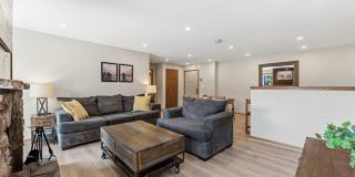 Winter Rental- Amazing Amenities, wood burning fireplace and walkout unit. Gallery 1