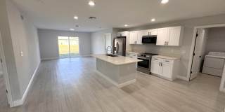 4100 Mendoza Avenue Gallery 1