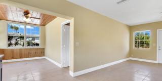 2639 Northeast 4th Court Gallery 9