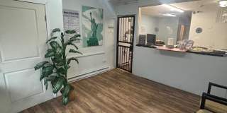 3105 N FRONT Street Gallery 1