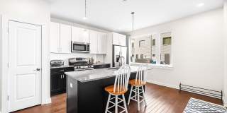 1640 N 5TH Court Gallery 2