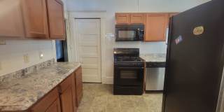 5 Bedroom House - Walking distance from Central Campus Gallery 13