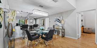 7500 Sunshine Skwy Lane S 205 Gallery 19