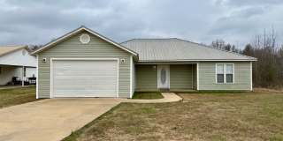 3 Bedroom/2 Bathroom Home in Paragould AR - $1,350/month Gallery 1