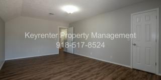 Gorgeous 4 Bedroom Remodel, Union Schools! Gallery 35