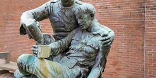 152 N MAIN Street Gallery 45