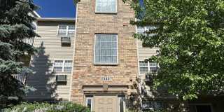 1545 W Crystal Rock Court Gallery 1
