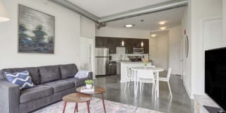 DelRay Tower Apartments Gallery 3