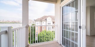 The Landings at Port Imperial Gallery 16