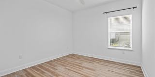 260 OAKLAWN Court Gallery 14
