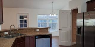 Beautiful 3 Bedroom +Den Pool Home for Rent!!! Gallery 3