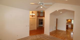 $500 move-in special_Spacious Country Club Home | 3-Car Garage + Basement Bonus Area Gallery 6