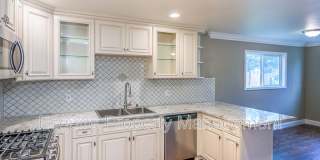 1218 N. OLIVE ST Gallery 8