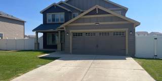 Rent this beautiful Airway Heights Home Gallery 1
