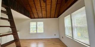 201 Franklin Street Gallery 7