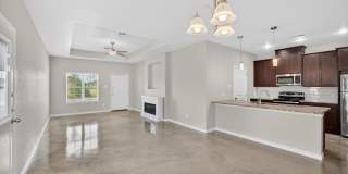 412 W Avenue C Gallery 11