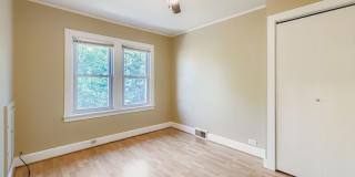 16855 Sayre Avenue Gallery 17