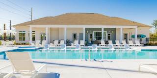 Exchange at Daphne Gallery 37