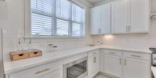 10th & Park Gallery 13