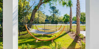 Exchange at Daphne Gallery 68