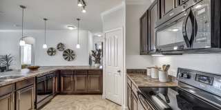 Avenues at Creekside Gallery 28
