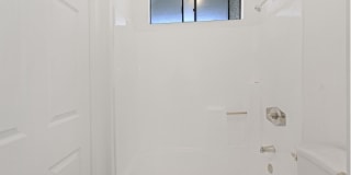 Vanowen Square Gallery 11