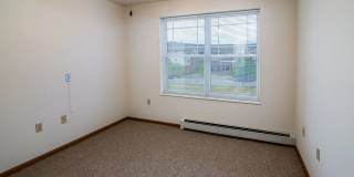 Crestview - Senior Housing Gallery 8