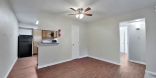 Pelican Pointe Gallery 5