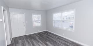 1094 Cherry Ave Gallery 14