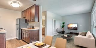 Del Amo Place Apartment Homes Gallery 24