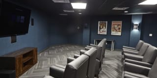 Mansion House Gallery 21