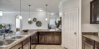 Avenues at Creekside Gallery 59