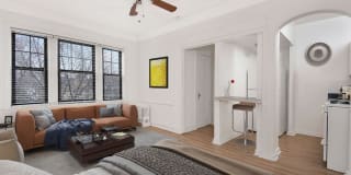 1049 West Oakdale Gallery 21