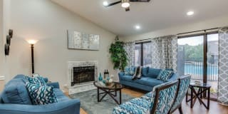 Senior Housing - Westmount at Braesridge Gallery 4
