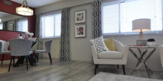 Goldelm at 414 Flats Gallery 3