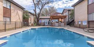 Casa Hills Apartments at Dallas West Gallery 24